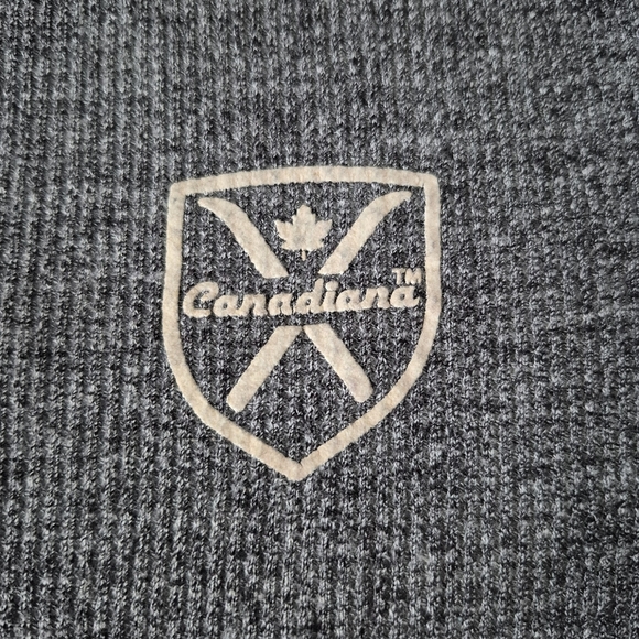 Canadiana Women's Grey Waffle Knit Pullover Size Medium - Picture 4 of 5